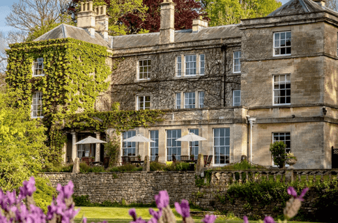 Burleigh Court Hotel Feature Image